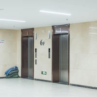 Modern Elevator Interiors Design Ideas Using Metal Sheets